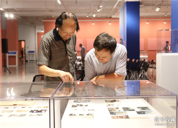 红色伉俪李家桢张友鸠文献回顾展开幕300件作品再现峥嵘岁月