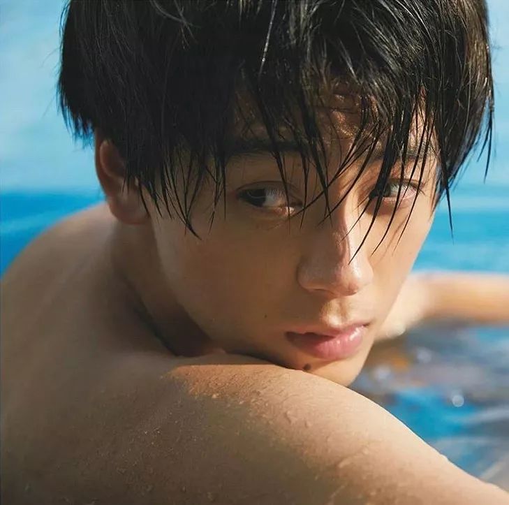 360度,全方位地展现出来~伊藤彰纪则将他的魅惑与性感在竹内凉真的这