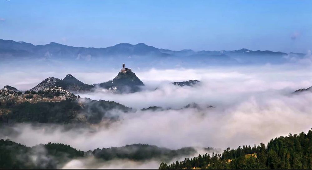 點我,定製貴州山地旅行息烽西望山西望山,又名希望山,西山,它坐落與