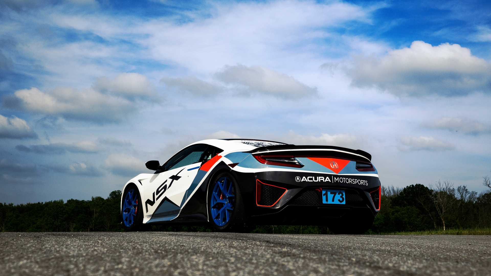 超炫中大型suv!赛车化的混动讴歌mdx将参加派克峰国际爬山赛