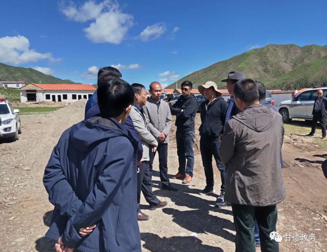 省公路局局长田明有赴我县实地调研异地扶贫搬迁安置点建设情况