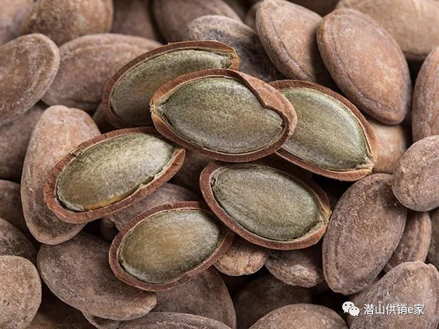 瓜蒌籽长在天空中的美食
