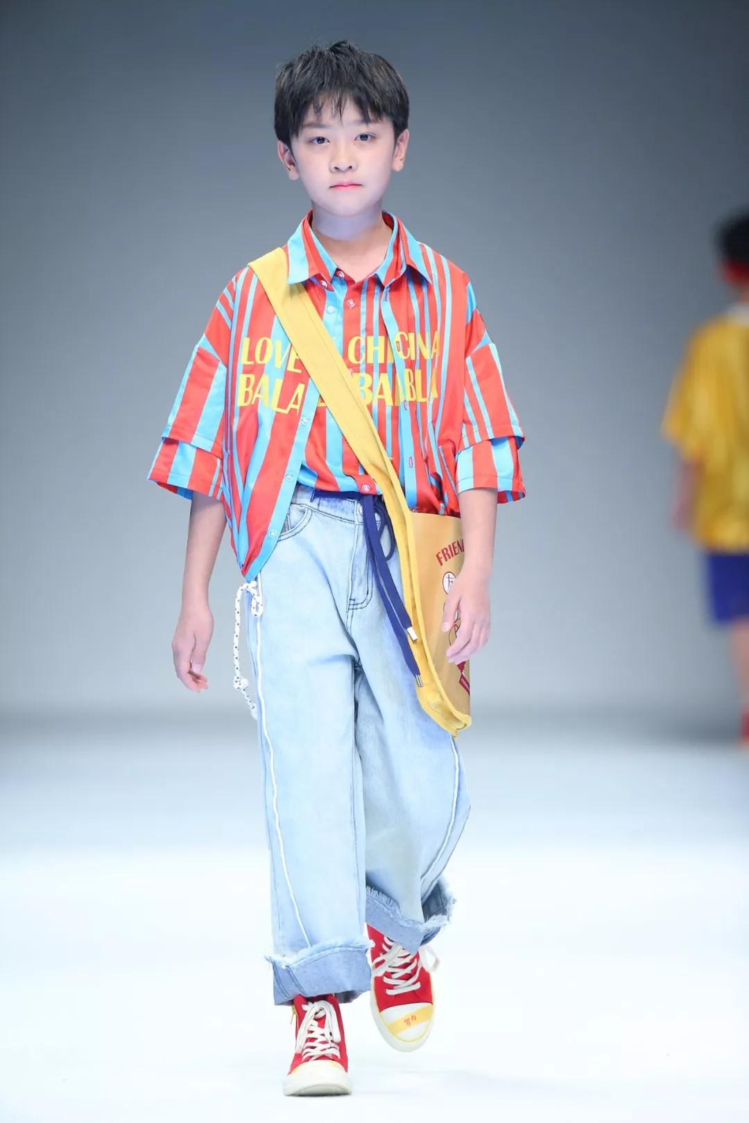 上海时装周balabala巴拉巴拉2019秋冬童装发布秀