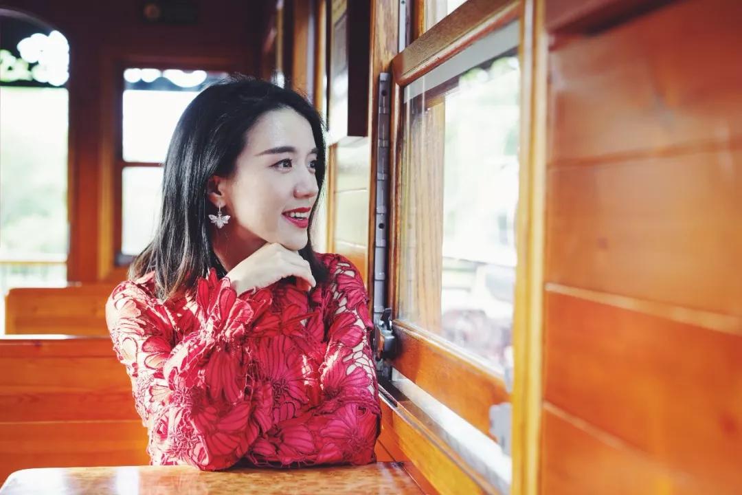 环球旅行博主小小莎老师喊你来旅拍啦相约鸡公山浪在23度的夏天