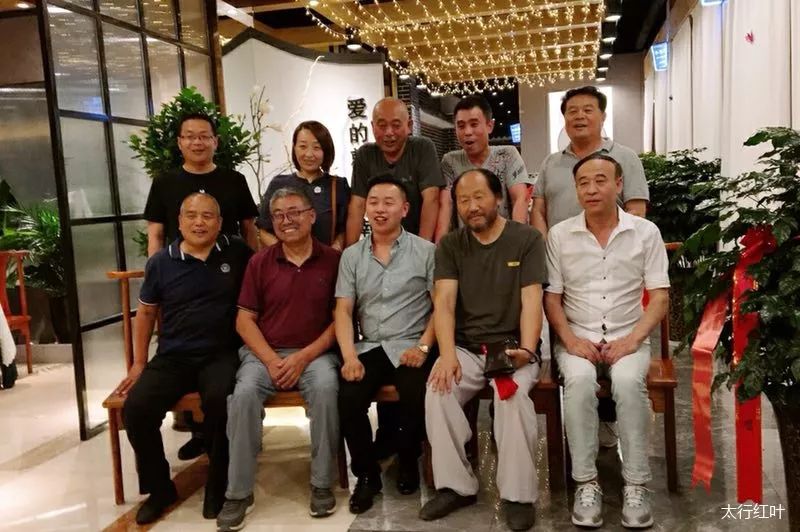 围观晋城某餐厅大咖名人云集只因这件事