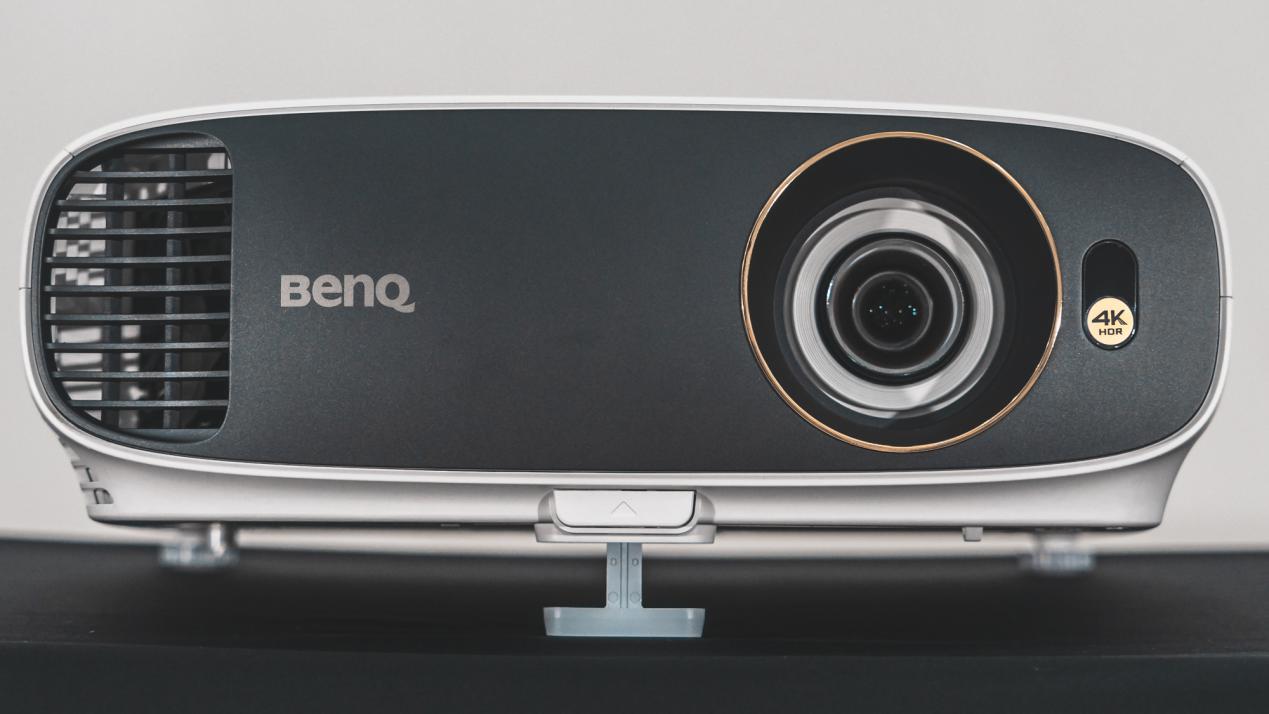 万元级4k投影的理想选择明基w1700m