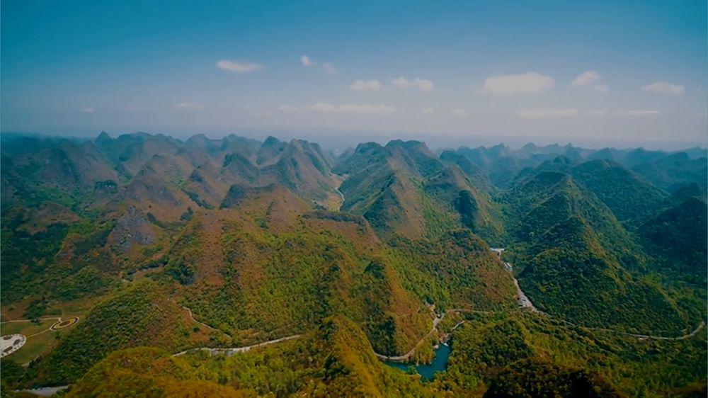 游过了贵州高山绿水你就相当于游了地球山水一圈