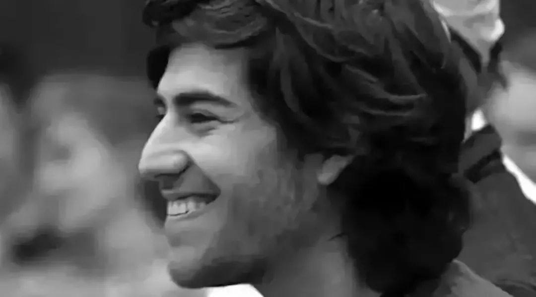 "骗吻狂魔"彻底凉了._monroe