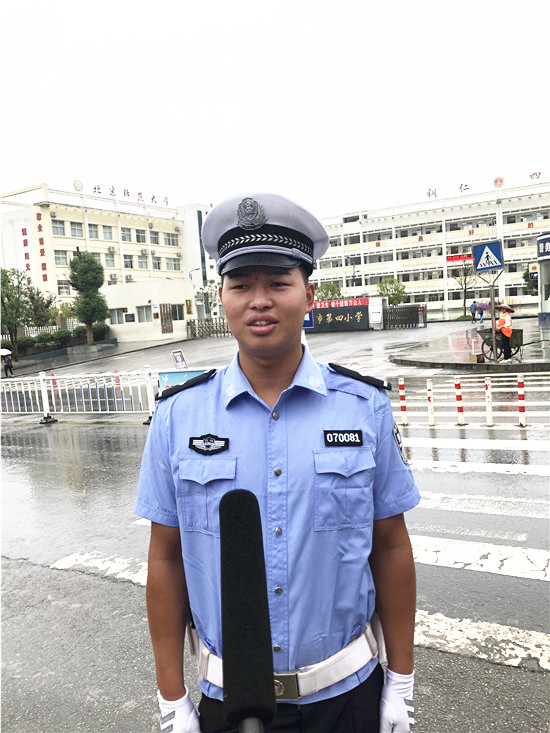 交警制服协警图片