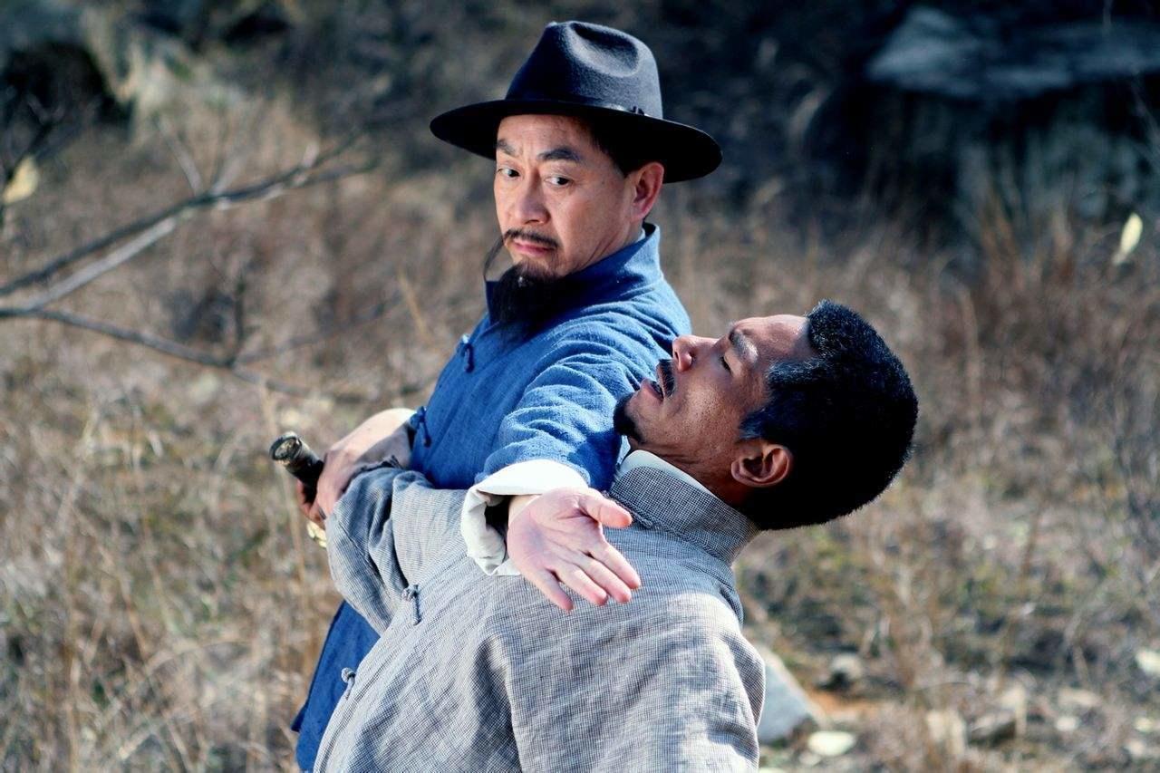 《拳道中枢》,《意拳正轨》,《大成拳论》等由此可见,王芗斋是当之无