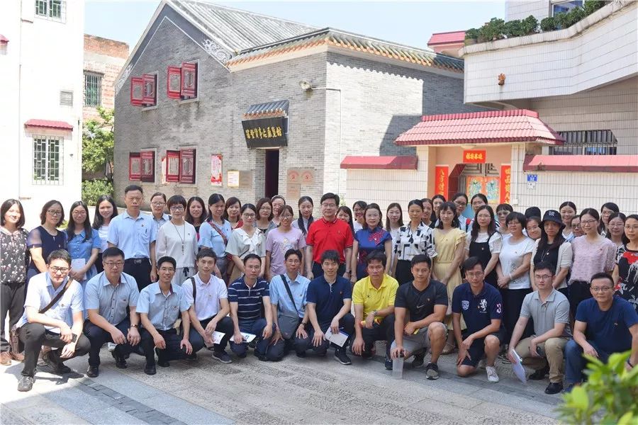 历史功勋放射出耀眼光芒,英雄精神彰显永恒荣光_罗登
