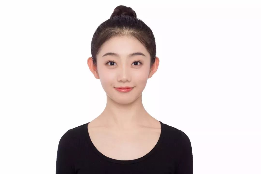 超值399元就可以拍高颜值证件照这个毕业季你就是整条gai最靓的仔