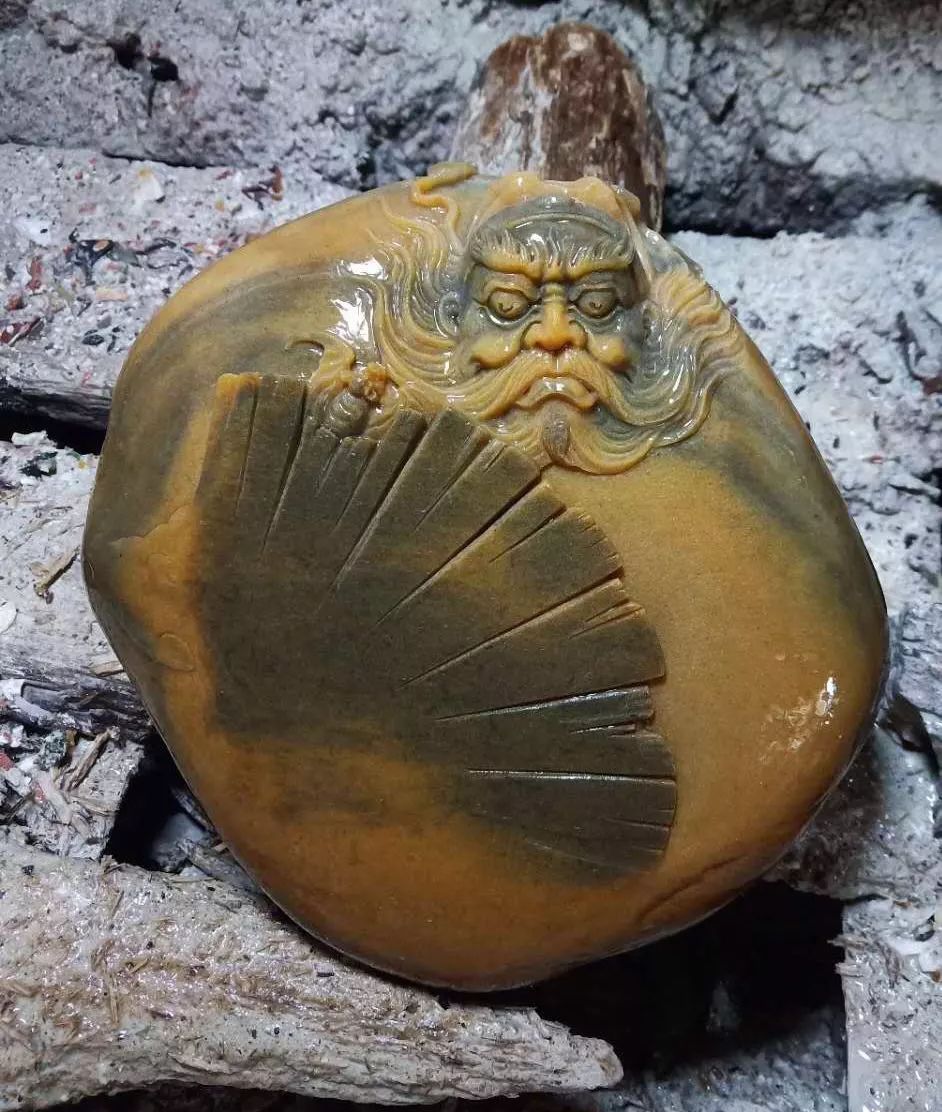 蜡石匠心(二) | 黄蜡石艺术家,陈惠福大师_雕刻