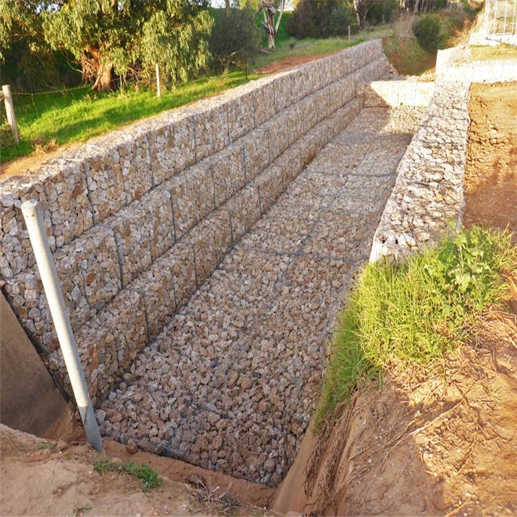 石笼网挡墙的优势是什么