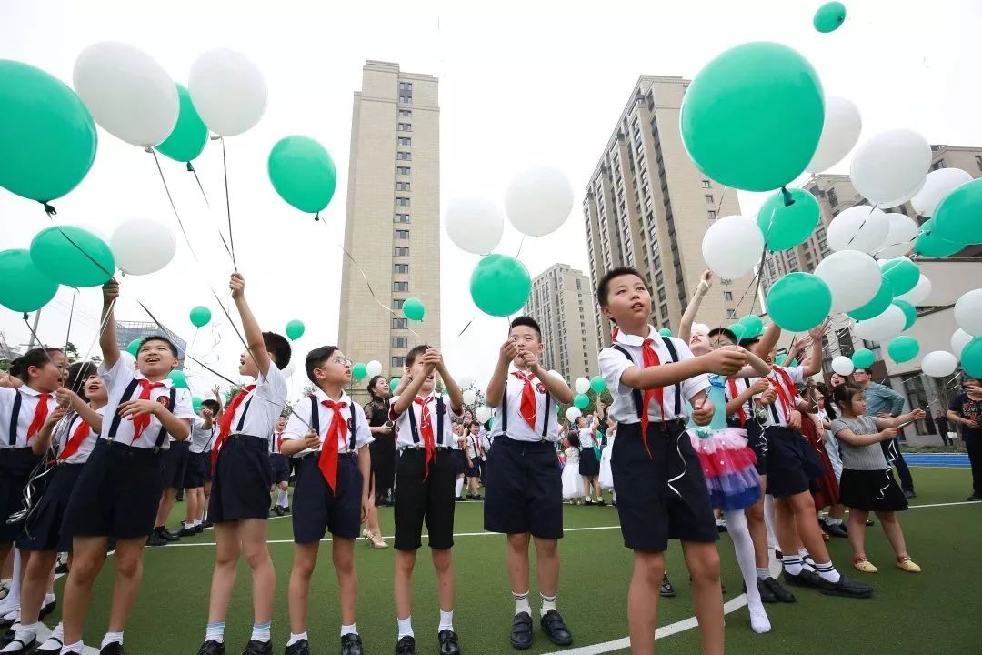 关于城市孩子和农村孩子身高差距护理学研究的信息-第1张图片-鲸幼网