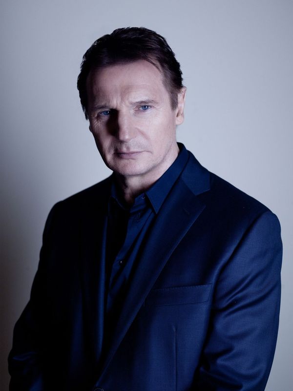 前传定名《国王的男人》,这次换"真父子"搭档上场了_哈里斯·迪金森