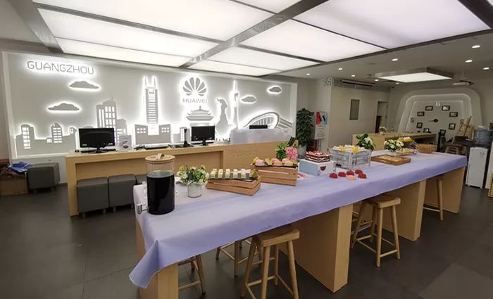 天河城华为高级体验店nova5品鉴会