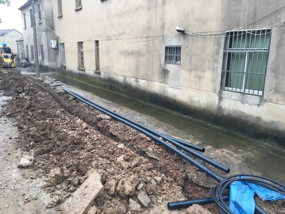 【政风行风热线】丹徒区荣炳镇石家庄自来水管网改造进场施工!