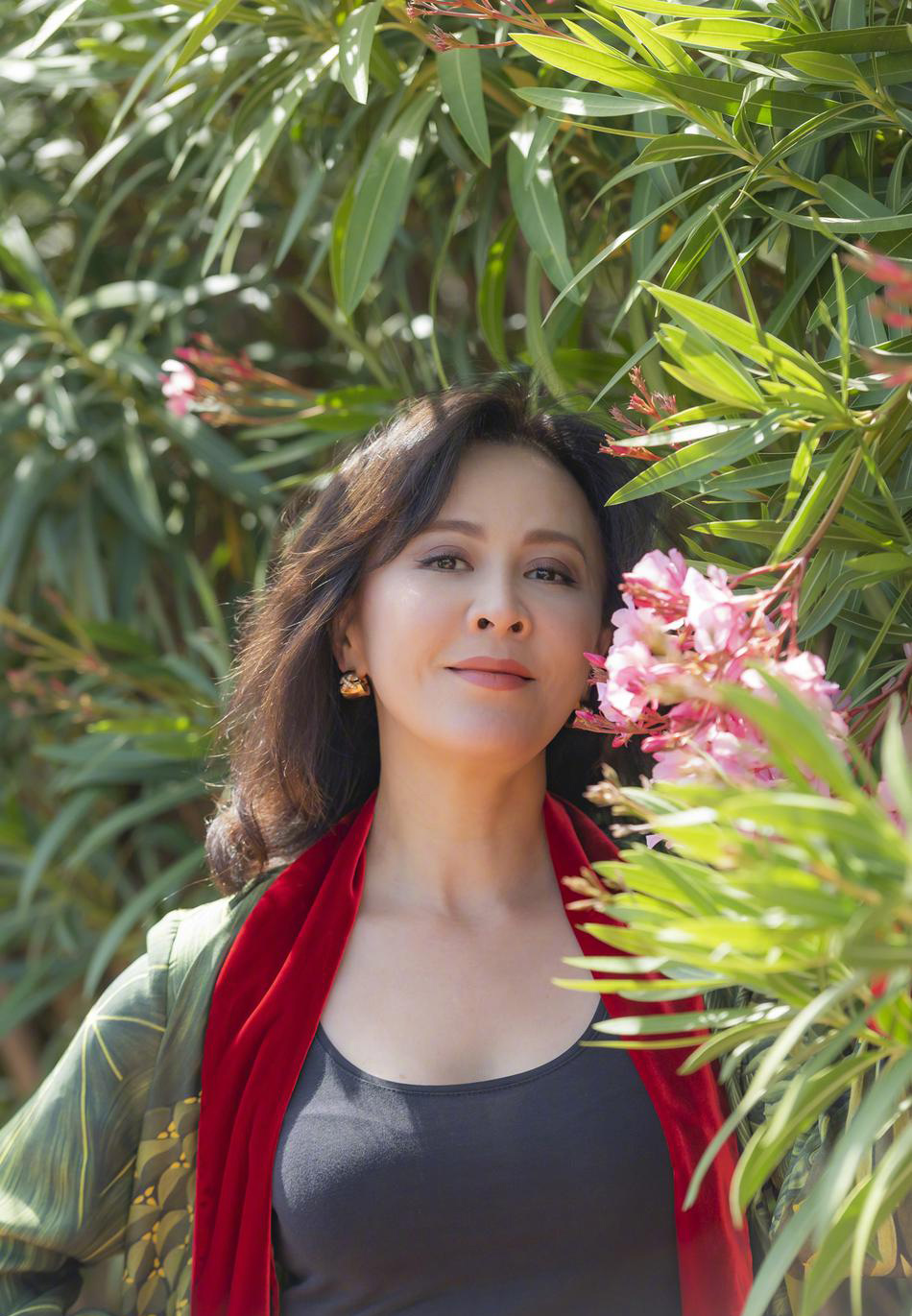 刘嘉玲:时光易逝,容颜不老,好气质无惧岁月