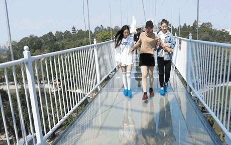 滁州影视城玻璃桥图片