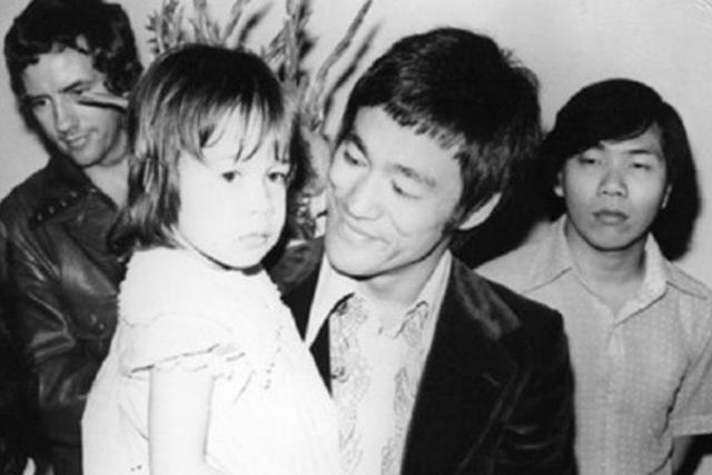 李小龙唯一在世的女儿,组过乐队,当过演员,如今成商界大亨