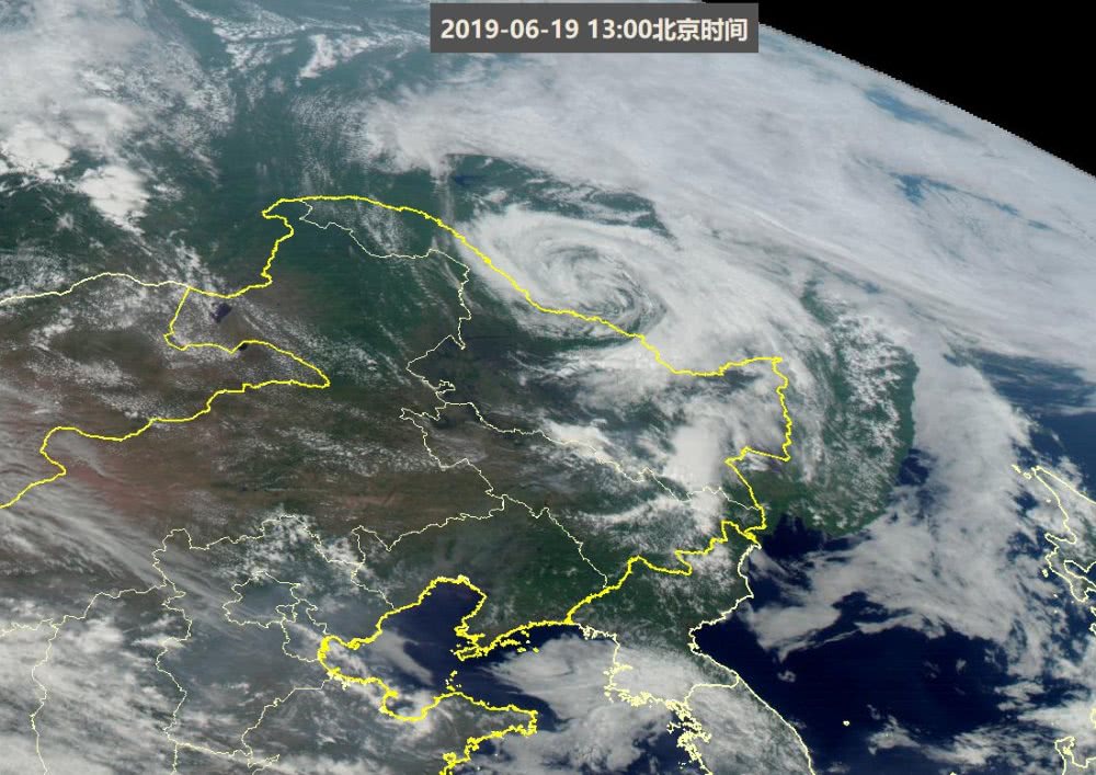 6月20日上午的风云4号卫星云图对比来看,这个冷涡已经正式进入我国