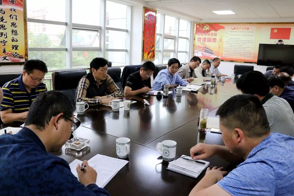 周云锋要求:依法治税 增加财政收入 加快宣威经济社会发展
