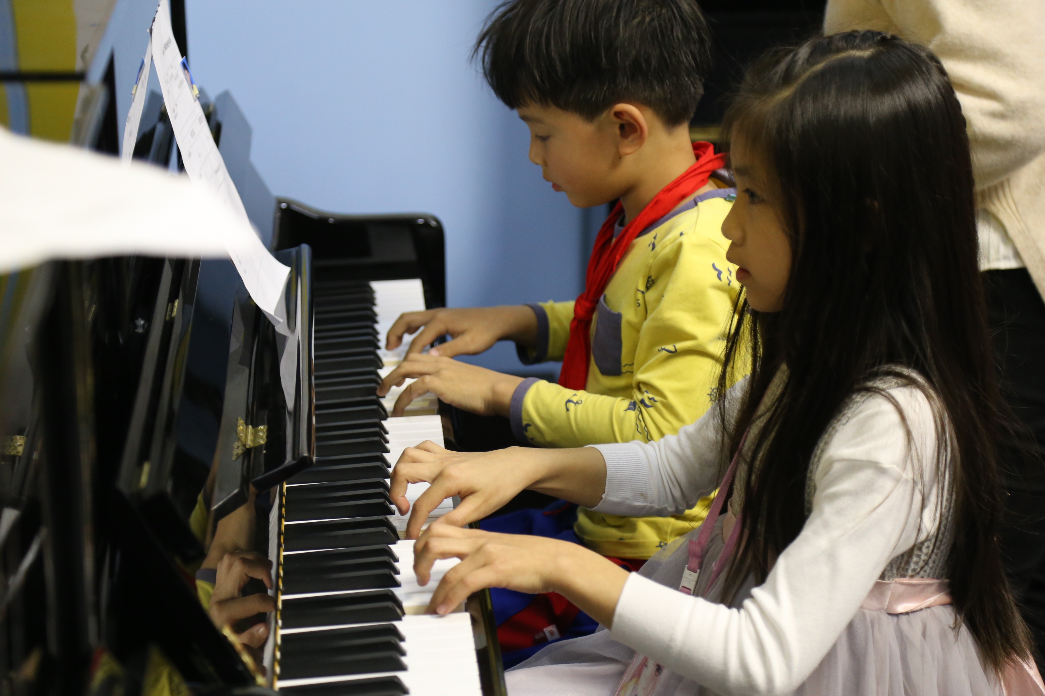 集体课上学生学习进度不一,正确的打开方式你知道吗?_练琴