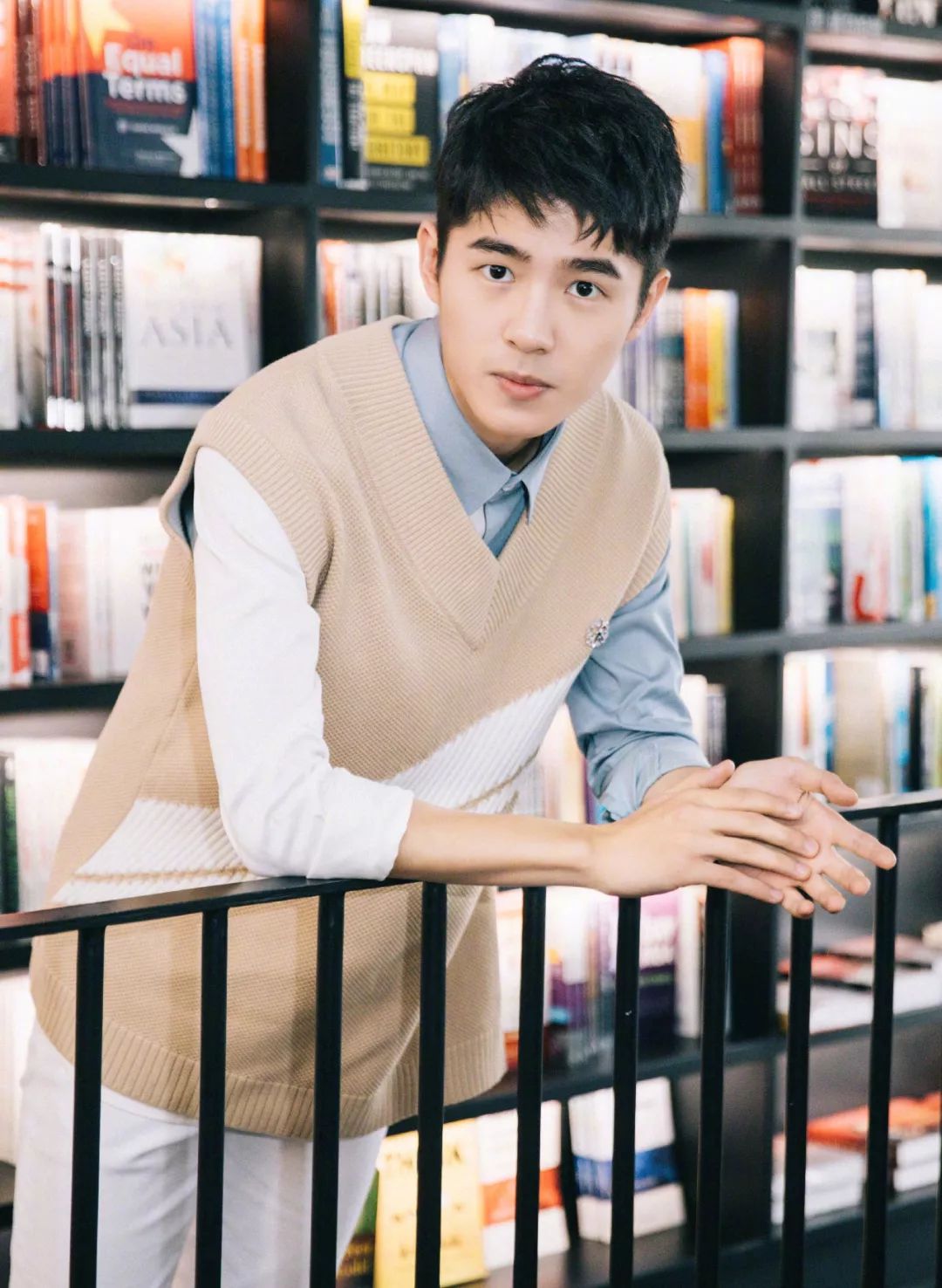 隐藏在演艺圈的时尚icon刘昊然这波时尚操作玩得6