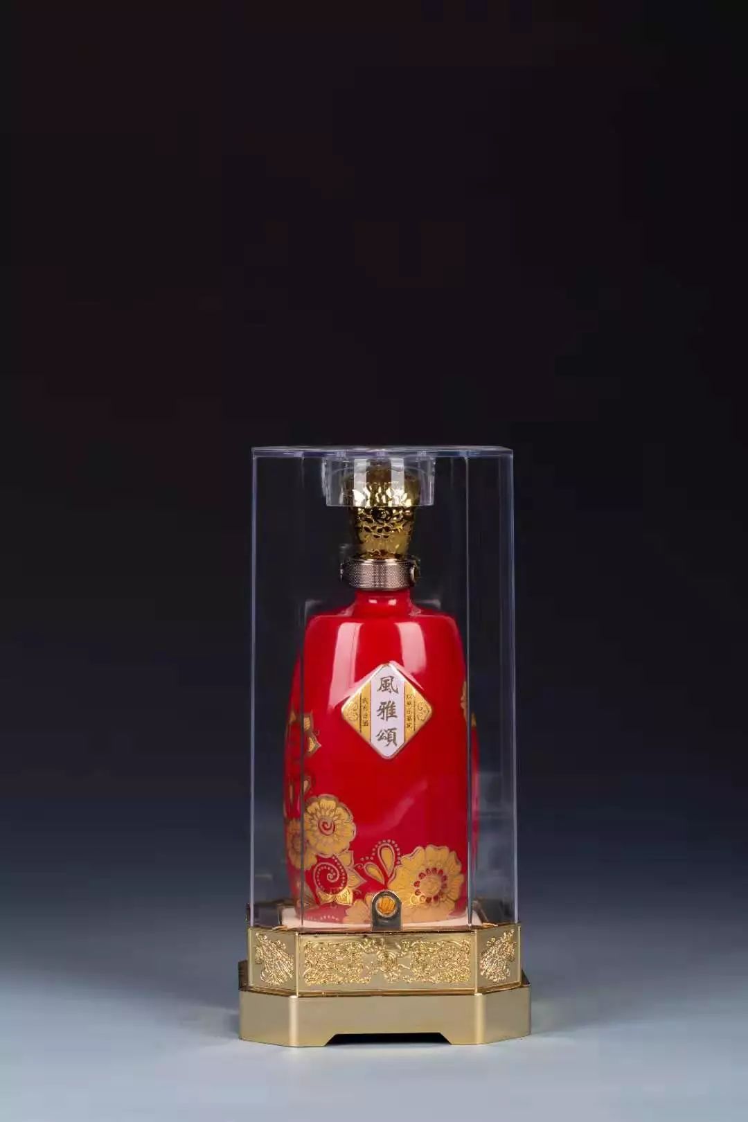 风雅颂酒瓶可以拿在手中的历史文末有亏本秒杀