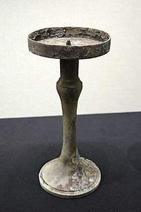 原创明代有个特殊烛台,它让"灯下黑"的谶语消失,但却被无情淘汰了