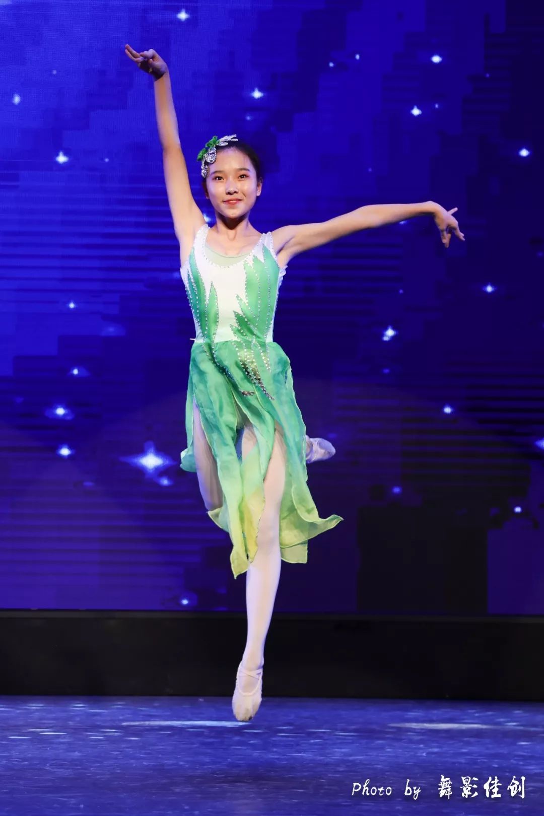 舞影图集丨新疆艺术学院附属中专高职学院舞蹈表演专业课程教学展演