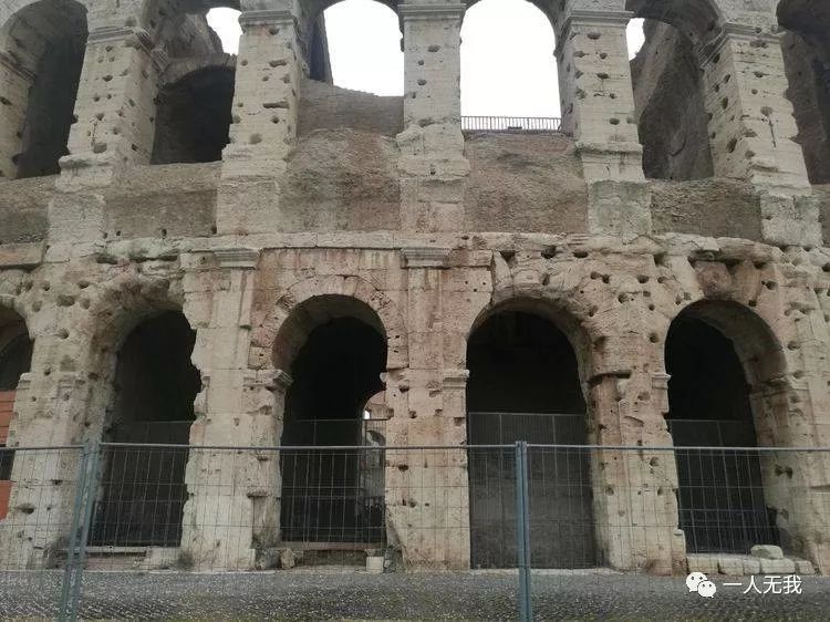 建筑之美|跟随古建筑专家,一起触摸欧洲古建筑古罗马角斗场的恢宏_拱券