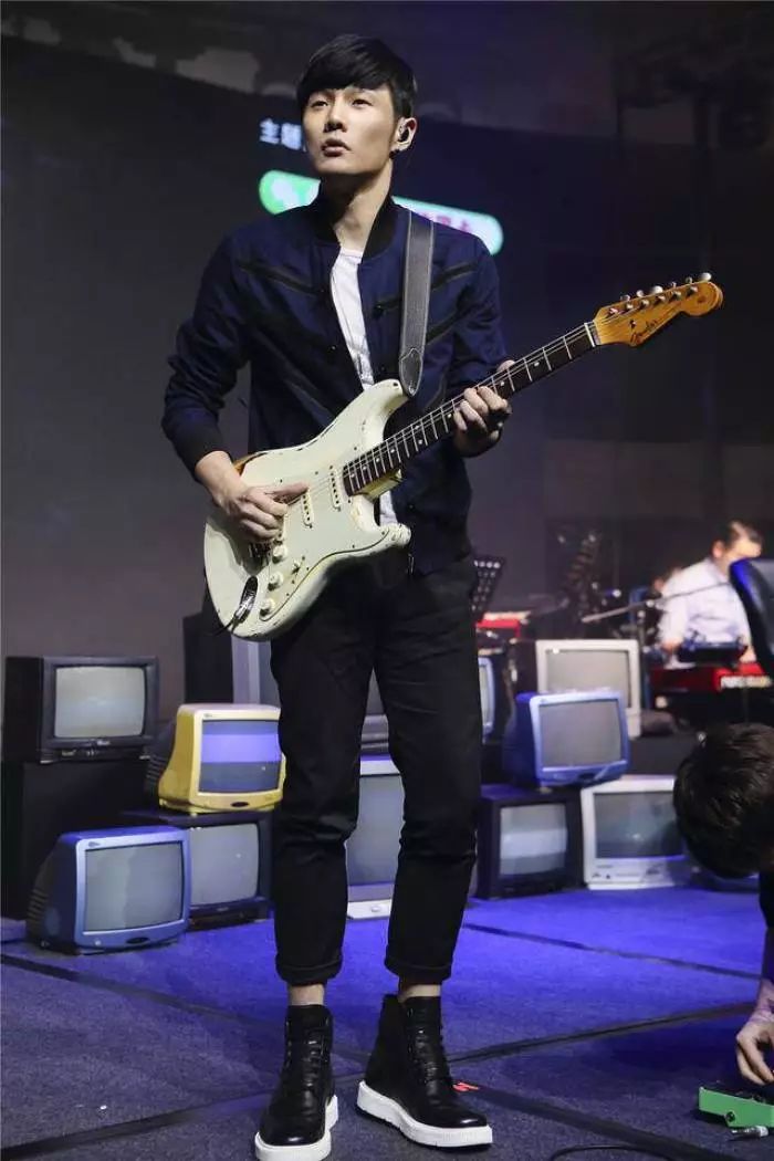 横空出世李荣浩与生俱来是天才