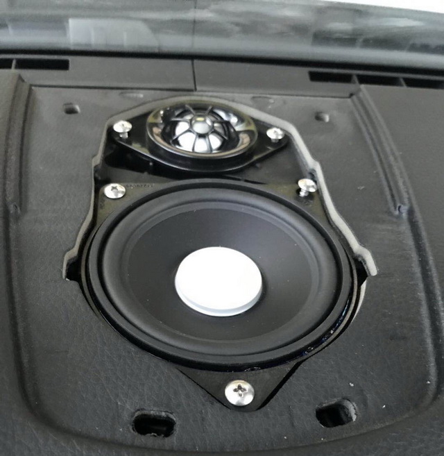 汕头宝马525li汽车音响改装猫王宝马525li音响改装哈曼卡顿宝马专车