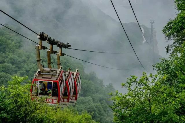 烟雨崆峒山晨雾美景入画来