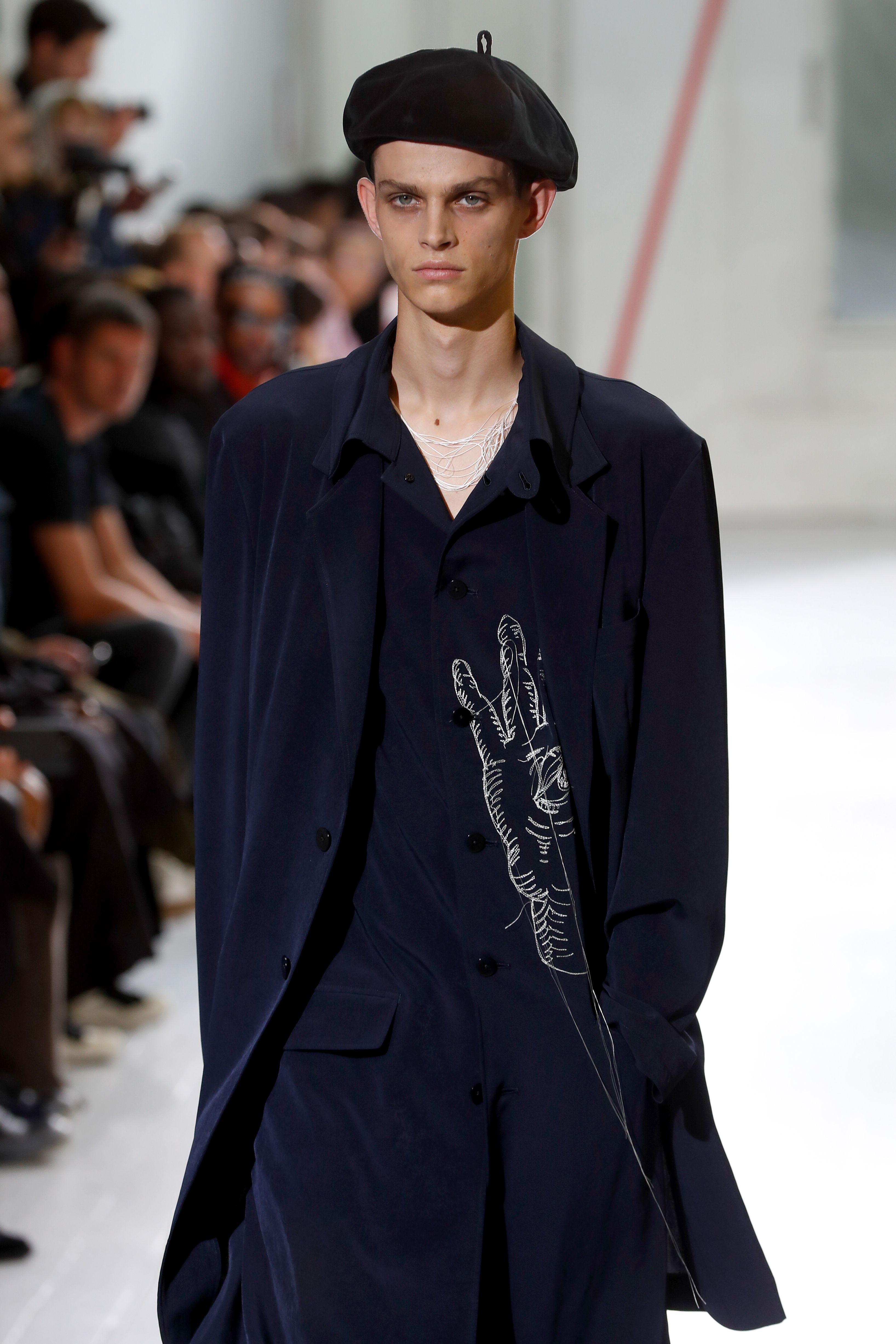 巴黎男装周——山本耀司品牌时装秀