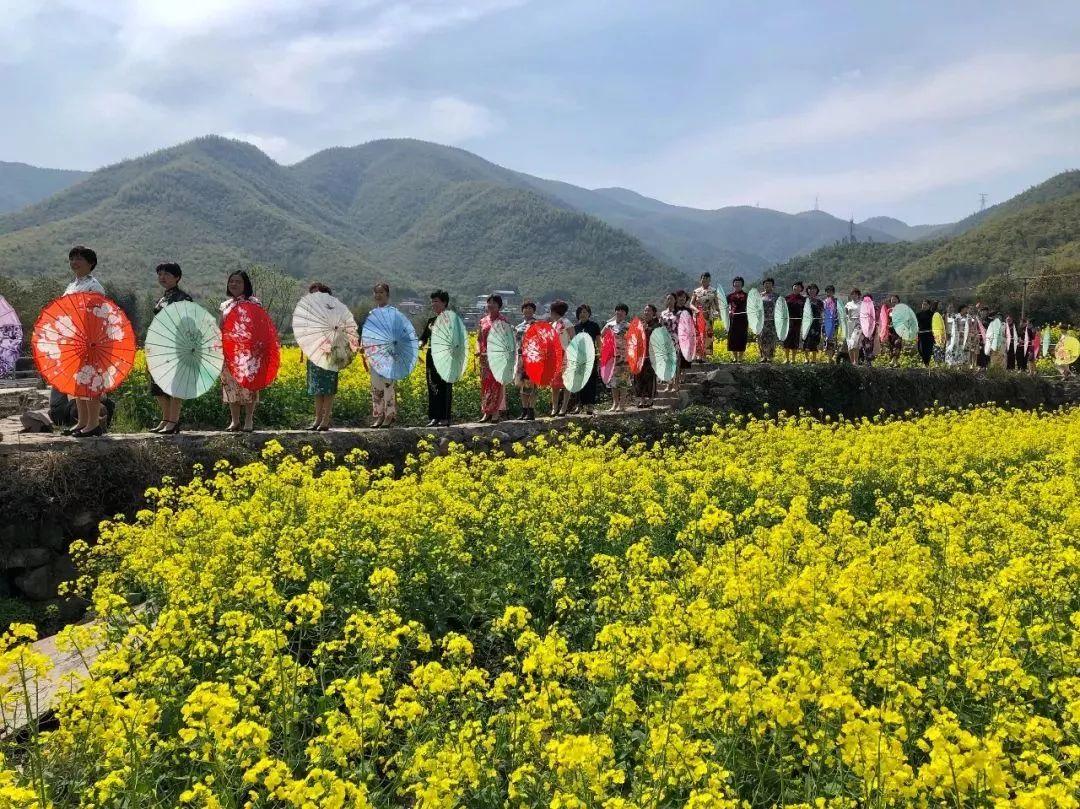 湖州这个网红村庄c位出道_潭村