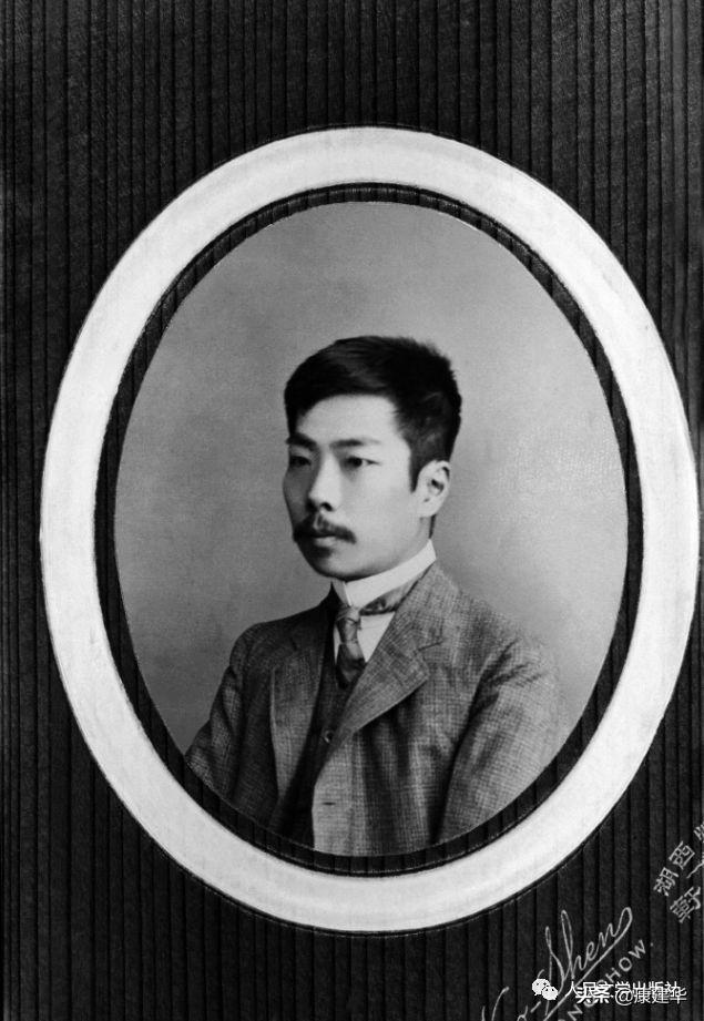 请欣赏鲁迅先生的诗歌二