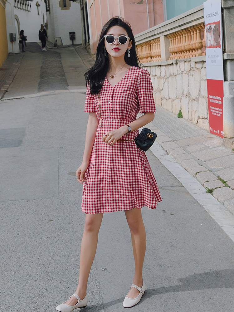 1米6以下小个子女生这三类衣服要少穿看完你就明白了