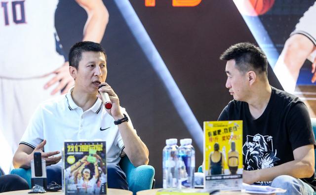 辽宁男篮将为杨鸣球衣举办退役仪式钟诚离队官宣不再续约哈德森