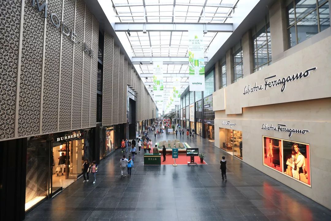 是友好集团旗下的全资子公司美美友好购物中心门店介绍带你回味"小食