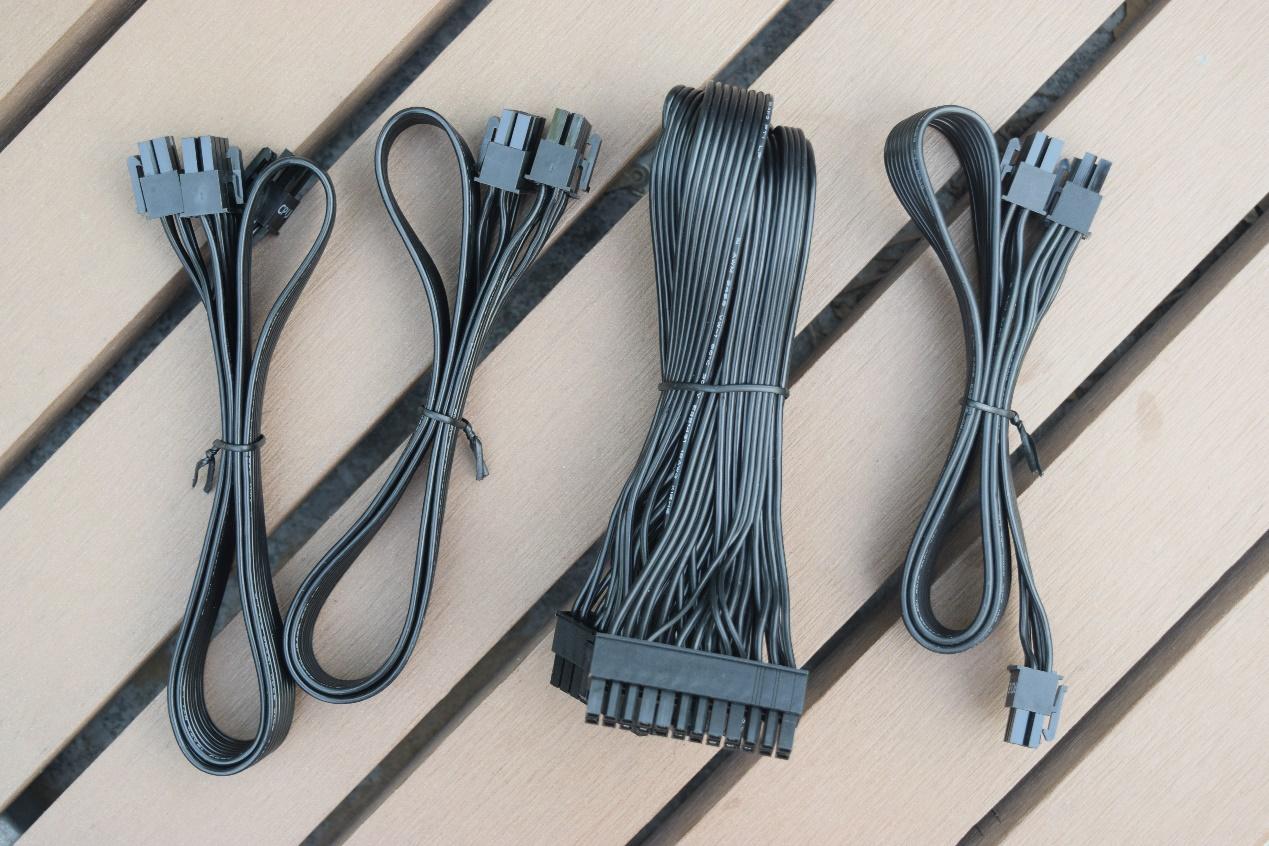 线材,980毫米的d型4pin供电接口线材以及120毫米的floppy接口的线材