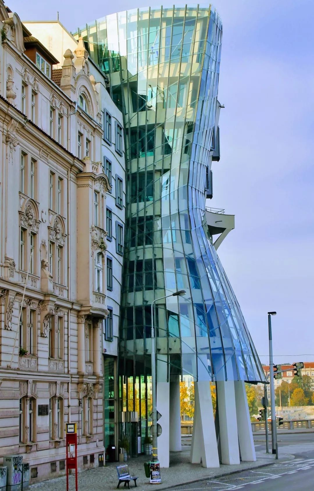 解构主义建筑大师弗兰克盖里10个作品合集来了