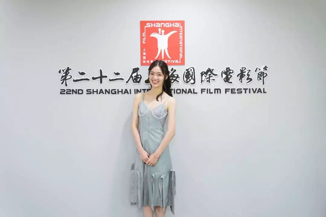 2017级音乐剧表演—郑雪薇2017音乐剧表演—倪佳钰张艾莎,孙铭悦,罗昌