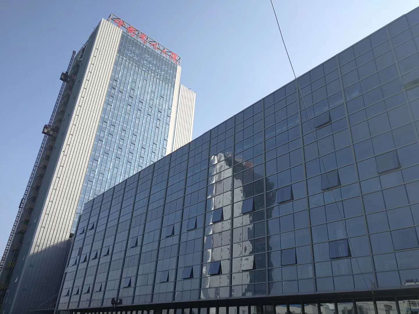 在仿大理石铝单板装饰下的中国书法大厦