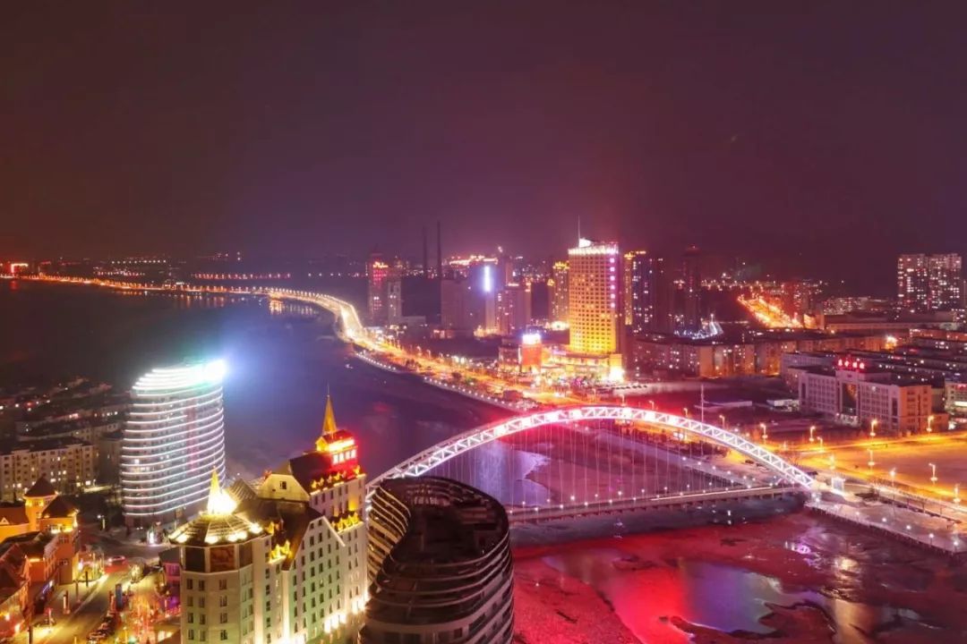 山海江田灵秀丹东界河明珠月亮岛