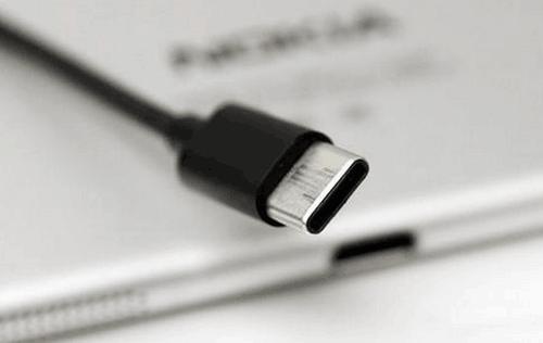 为什么typec取代了usb小接口却藏着大秘密