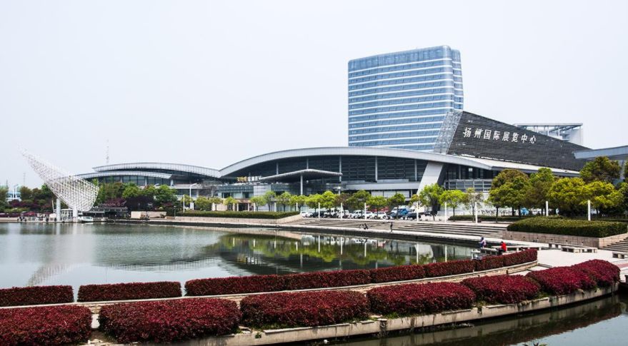 9月,来国展中心逛"房展超市"_扬州