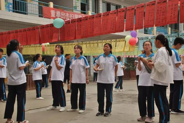 延安黄陵:黄陵县桥山中学举行第二届校园文化艺术节暨书香校园成果